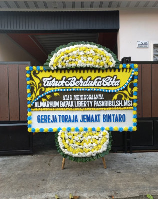 Papan Bunga Duka di Cimpaeun